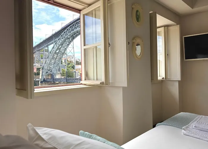 Ribeira Cinema Apartament Porto