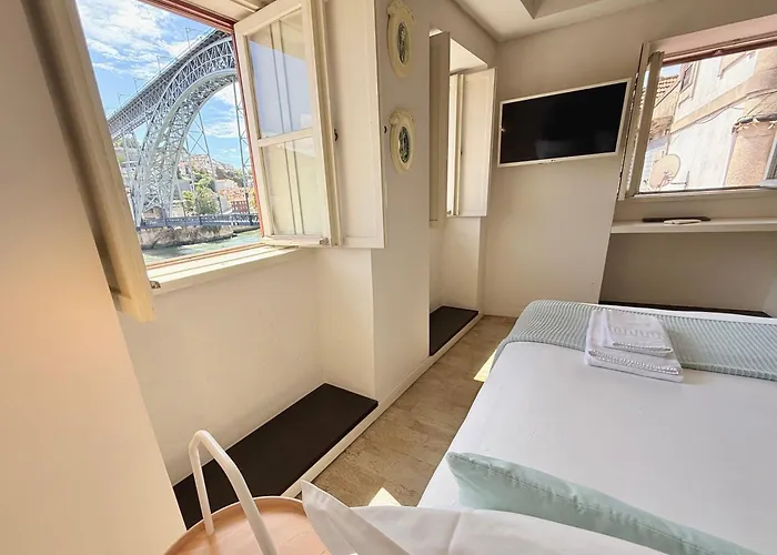 리베이라 시네마 아파트먼트 * 포르투