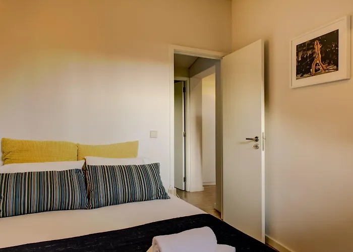 Ribeira Cinema アパート ポルト