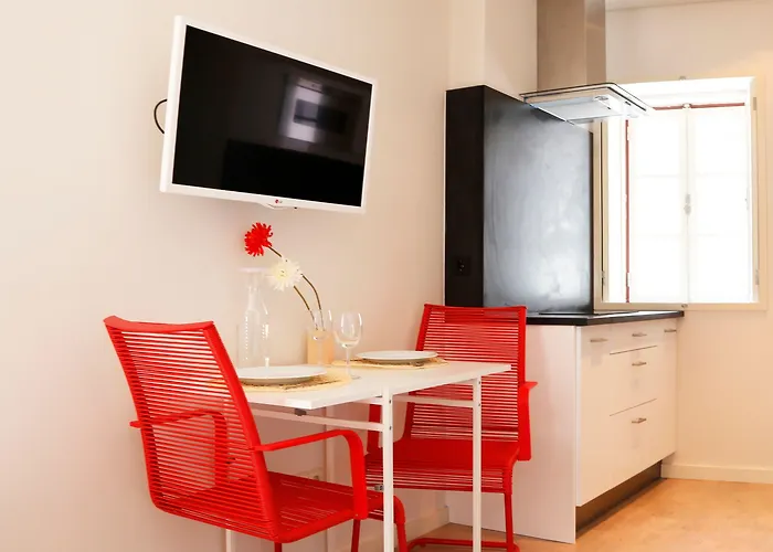 리베이라 시네마 아파트먼트 * 포르투