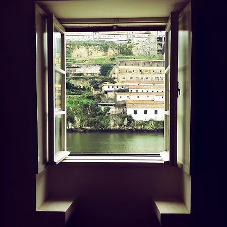 Ribeira Cinema דירה